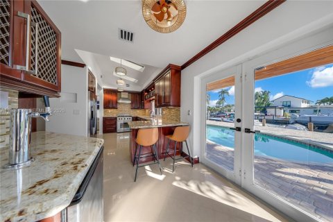 Casa en alquiler en Pompano Beach, Florida, 3 dormitorios, 145.3 m2 № 2057548 - foto 7