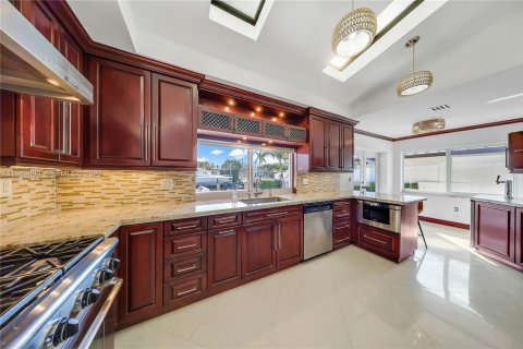Casa en alquiler en Pompano Beach, Florida, 3 dormitorios, 145.3 m2 № 2057548 - foto 10