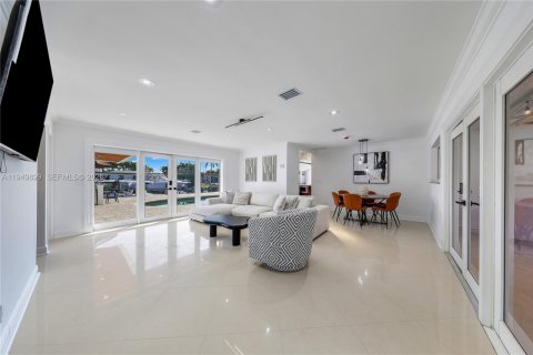 Casa en alquiler en Pompano Beach, Florida, 3 dormitorios, 145.3 m2 № 2057548 - foto 5