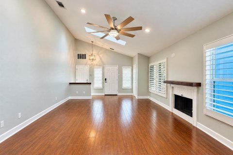 Villa ou maison à vendre à Casselberry, Floride: 4 chambres, 205.31 m2 № 2431652 - photo 8