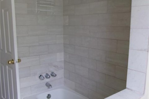 Купить виллу или дом в Лейк-Уэльс, Флорида 3 комнаты, 128.02м2, № 2149455 - фото 10