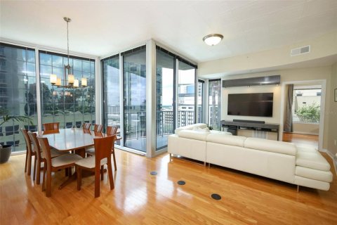 Copropriété à vendre à Orlando, Floride: 2 chambres, 117.15 m2 № 1837551 - photo 18