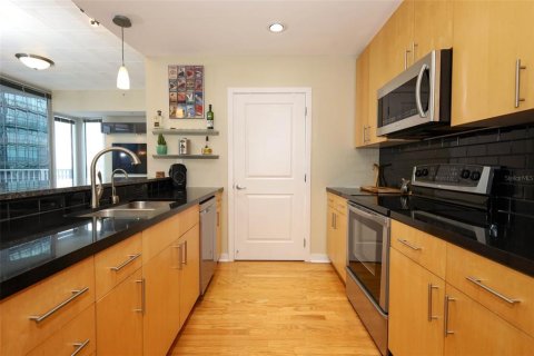 Copropriété à vendre à Orlando, Floride: 2 chambres, 117.15 m2 № 1837551 - photo 15