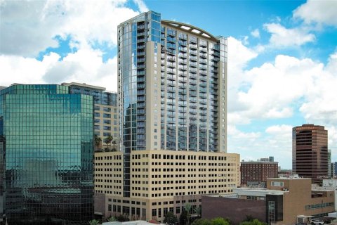 Copropriété à vendre à Orlando, Floride: 2 chambres, 117.15 m2 № 1837551 - photo 2