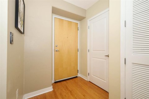 Copropriété à vendre à Orlando, Floride: 2 chambres, 117.15 m2 № 1837551 - photo 12