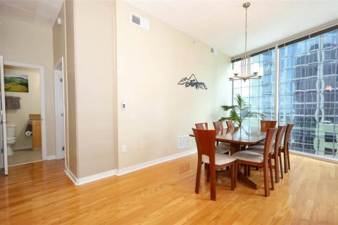 Copropriété à vendre à Orlando, Floride: 2 chambres, 117.15 m2 № 1837551 - photo 17
