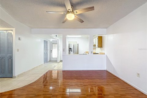 Condominio en venta en Lauderdale Lakes, Florida, 2 dormitorios, 93.83 m2 № 2098715 - foto 17