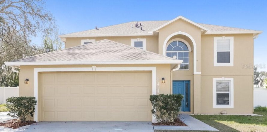 House in Spring Hill, Florida 4 bedrooms, 199 sq.m. № 2381350