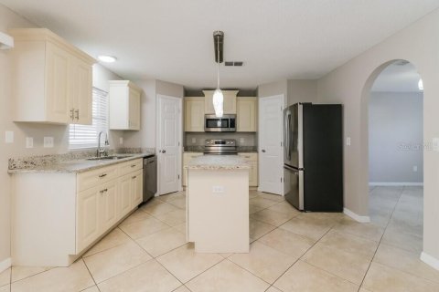 House in Spring Hill, Florida 4 bedrooms, 199 sq.m. № 2381350 - photo 7