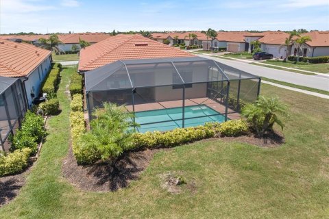 House in Venice, Florida 2 bedrooms, 176.51 sq.m. № 1689839 - photo 2