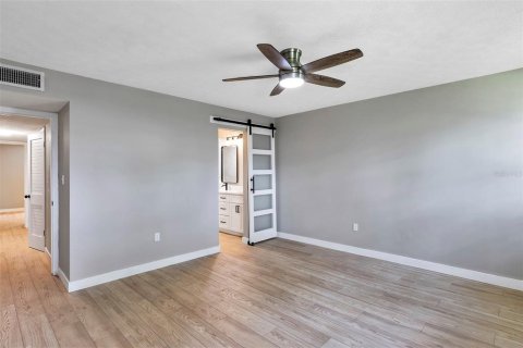 Condo in Orlando, Florida, 2 bedrooms  № 1887047 - photo 6