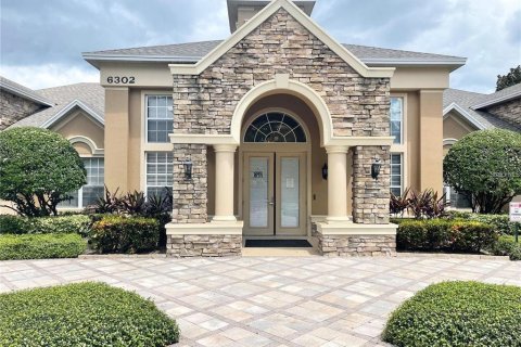 Condo in Orlando, Florida, 2 bedrooms  № 1872809 - photo 18