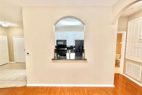 Condo in Orlando, Florida, 2 bedrooms  № 1872809 - photo 11