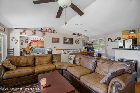 Casa en alquiler en Brooksville, Florida, 4 dormitorios, 208.1 m2 № 1915680 - foto 15