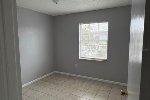 Condo in Lakeland, Florida, 3 bedrooms № 2122296 - photo 11