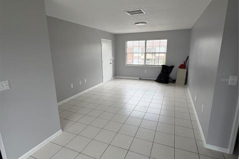 Condo in Lakeland, Florida, 3 bedrooms № 2122296 - photo 10