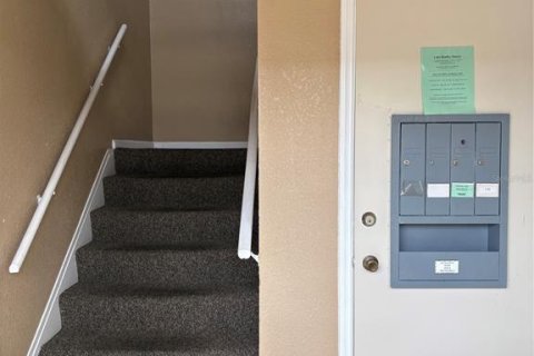 Condo in Lakeland, Florida, 3 bedrooms № 2122296 - photo 4