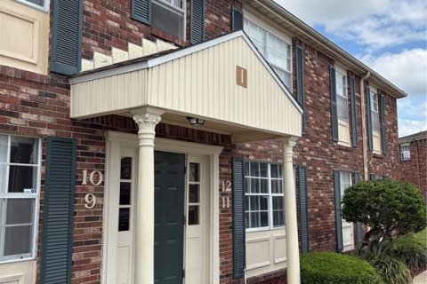Condo in Lakeland, Florida, 3 bedrooms № 2122296 - photo 2