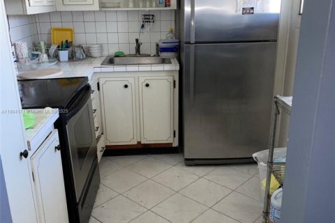 Снять в аренду кондоминиум в Авентура, Флорида 2 спальни, 102.01м2, № 1930976 - фото 9