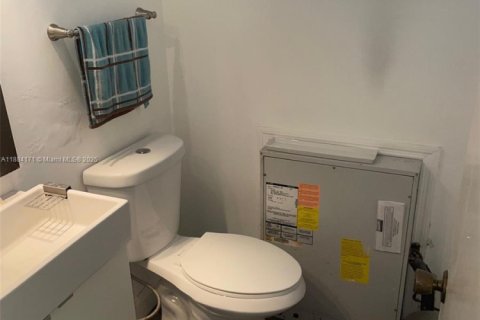 Снять в аренду кондоминиум в Авентура, Флорида 2 спальни, 102.01м2, № 1930976 - фото 5