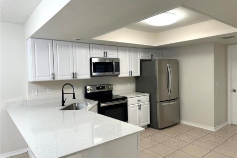 Duplex in Orlando, Florida 3 bedrooms, 127.74 sq.m. № 1636058 - photo 9