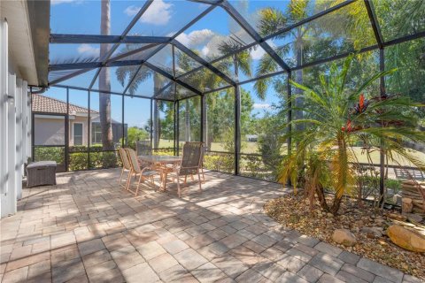 House in Sun City Center, Florida 3 bedrooms, 193.14 sq.m. № 2199567 - photo 28