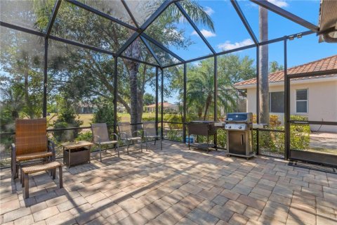 House in Sun City Center, Florida 3 bedrooms, 193.14 sq.m. № 2199567 - photo 26