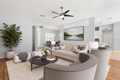 House in Sun City Center, Florida 3 bedrooms, 193.14 sq.m. № 2199567 - photo 9