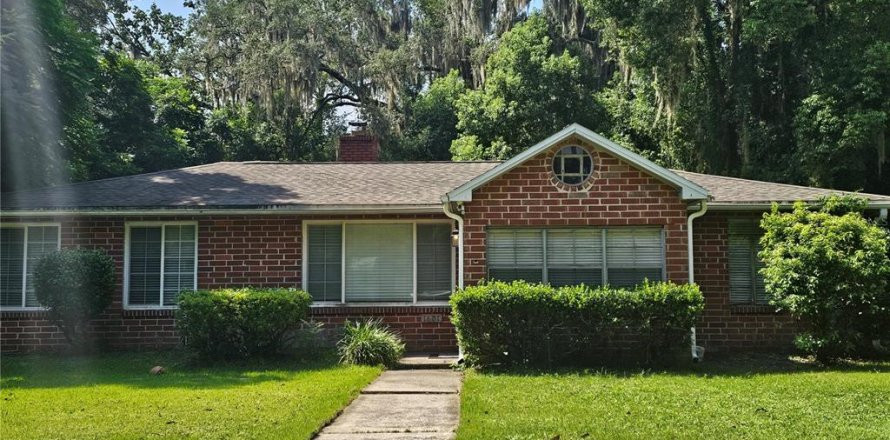 Villa ou maison à Gainesville, Floride 3 chambres, 131.18 m2 № 1650806
