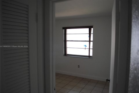 Condominio en alquiler en Palmetto Bay, Florida, 2 dormitorios, 74.41 m2 № 1938888 - foto 18