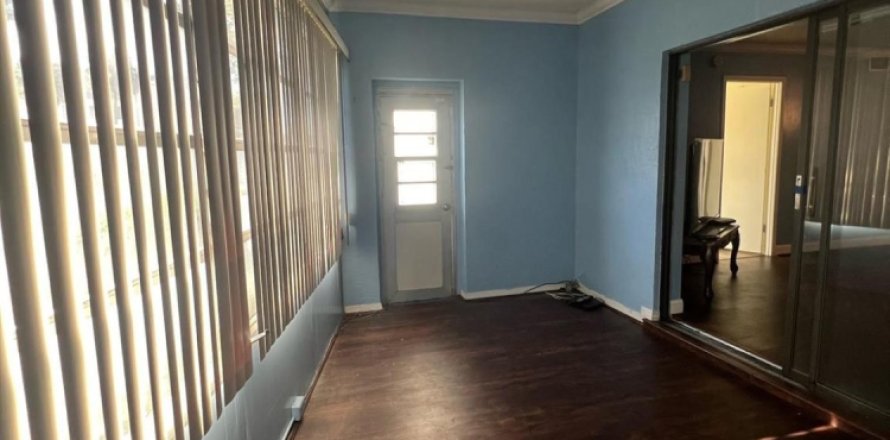 Condominio en Lauderdale Lakes, Florida, 2 dormitorios № 1118030