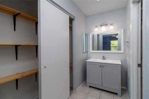 House in North Port, Florida 2 bedrooms, 118.17 sq.m. № 1815654 - photo 8