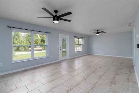 House in North Port, Florida 2 bedrooms, 118.17 sq.m. № 1815654 - photo 3
