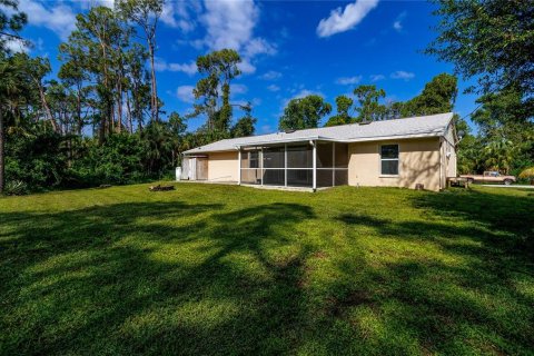 House in North Port, Florida 2 bedrooms, 118.17 sq.m. № 1815654 - photo 17