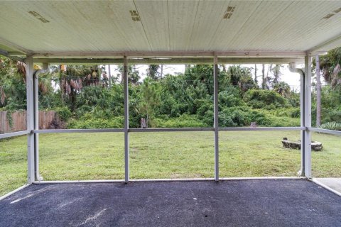 House in North Port, Florida 2 bedrooms, 118.17 sq.m. № 1815654 - photo 9