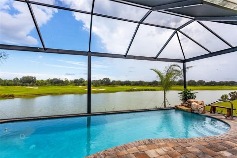 House in Palm Coast, Florida 3 bedrooms, 222.59 sq.m. № 1337621 - photo 3
