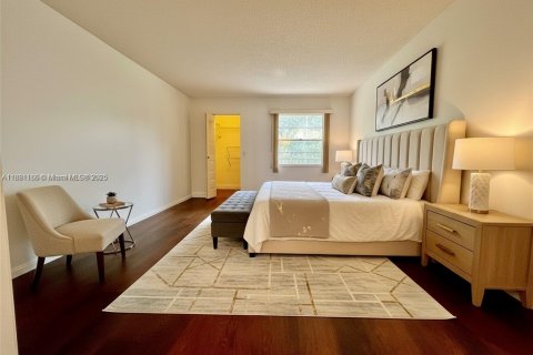 Copropriété à louer à Pembroke Pines, Floride: 2 chambres, 96.99 m2 № 1981963 - photo 4