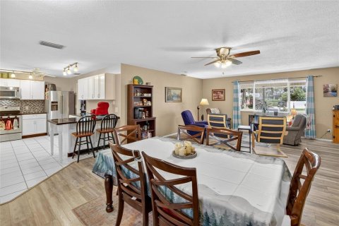 Casa en venta en Lakeland, Florida, 4 dormitorios, 221.01 m2 № 1834915 - foto 10