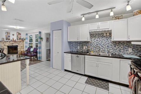 Casa en venta en Lakeland, Florida, 4 dormitorios, 221.01 m2 № 1834915 - foto 12
