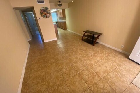 Condo in Delray Beach, Florida, 2 bedrooms  № 2083322 - photo 15