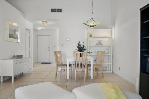 Купить кондоминиум в Сент-Питерсберг, Флорида 6 комнат, 99.41м2, № 1629668 - фото 12