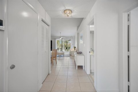 Купить кондоминиум в Сент-Питерсберг, Флорида 6 комнат, 99.41м2, № 1629668 - фото 5