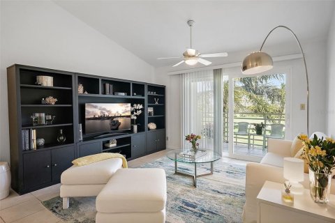 Купить кондоминиум в Сент-Питерсберг, Флорида 6 комнат, 99.41м2, № 1629668 - фото 13