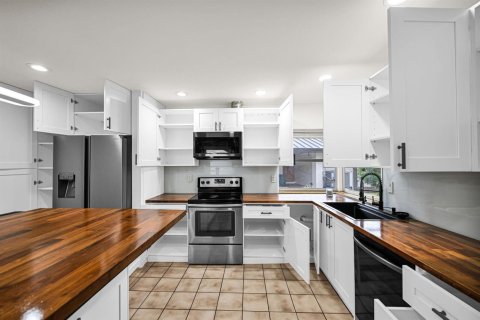 Купить кондоминиум в Лодерхилл, Флорида 2 комнаты, 121.14м2, № 2086860 - фото 20