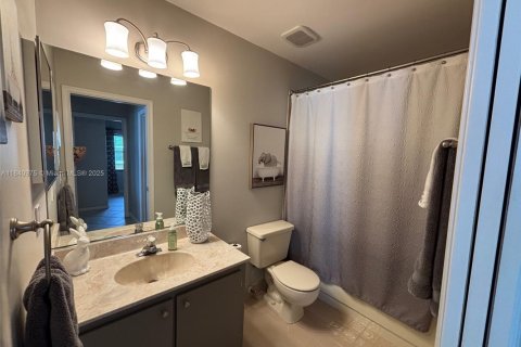 Casa en venta en Pembroke Pines, Florida, 4 dormitorios, 234.11 m2 № 1832448 - foto 21