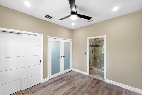 Townhouse in Davenport, Florida 4 bedrooms, 206.61 sq.m. № 2208029 - photo 13