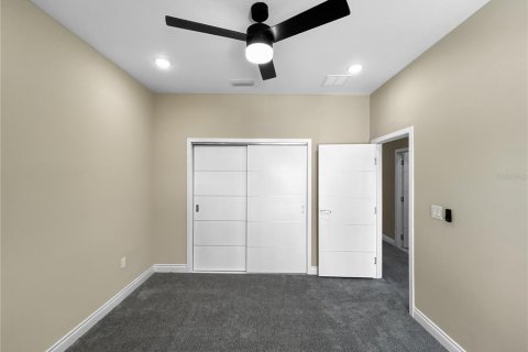 Townhouse in Davenport, Florida 4 bedrooms, 206.61 sq.m. № 2208029 - photo 23