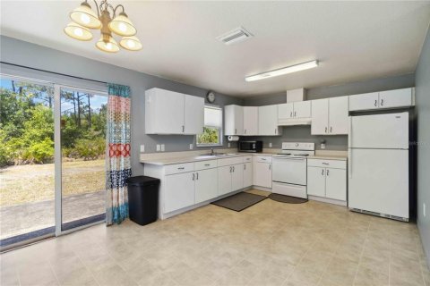 House in Port Charlotte, Florida 3 bedrooms, 103.31 sq.m. № 1656910 - photo 10