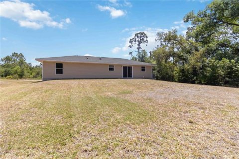 House in Port Charlotte, Florida 3 bedrooms, 103.31 sq.m. № 1656910 - photo 20