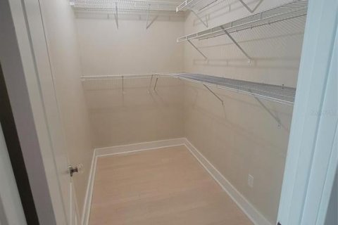 Touwnhouse à louer à Longwood, Floride: 3 chambres, 219.25 m2 № 2149399 - photo 16